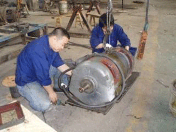 西瑪電機給專業(yè)電機修理工人一些小建議。